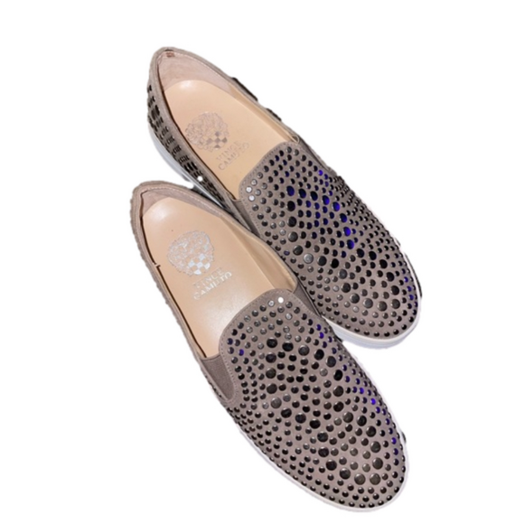 Vince Camuto Kindra Studded Slip On Sneakers size 8 leather platform edgy comfy - Picture 7 of 9